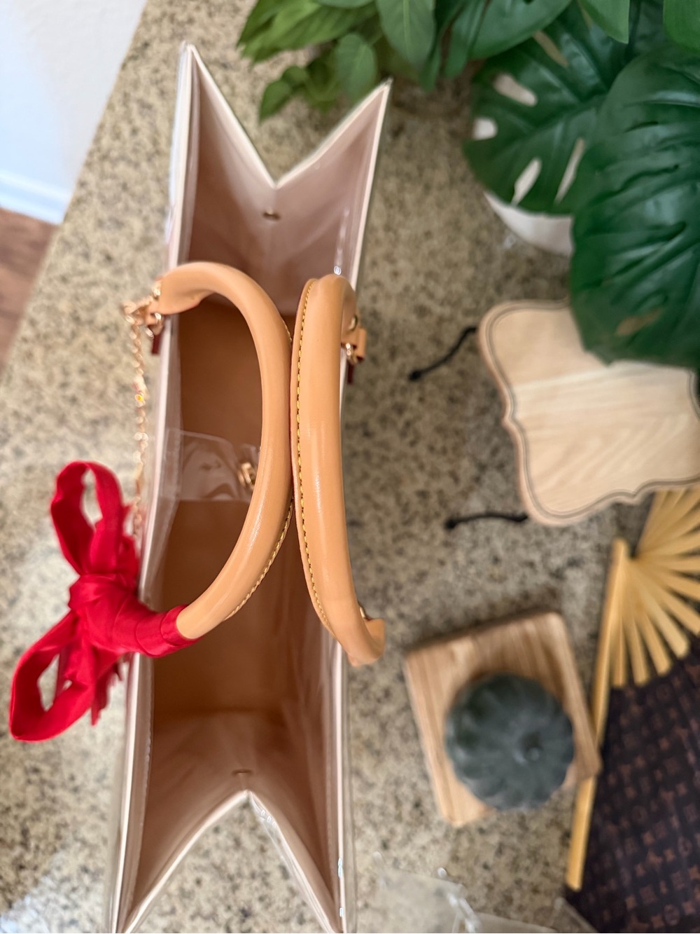 ♥️🤍♥️Louis Vuitton XL Holiday Gift Bag Tote♥️🤍♥️ - Picture 7 of 7